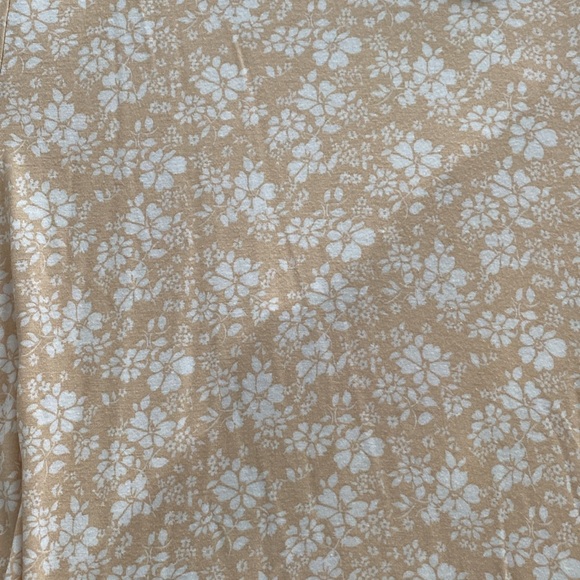 AE Soft & Sexy Tee 🦅 - Picture 2 of 3